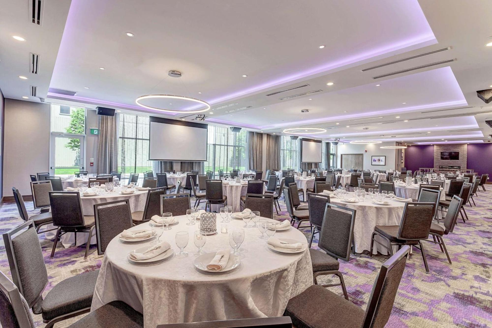 Hilton Garden Inn Toronto/Brampton West, Ontario, Canada Bagian luar foto